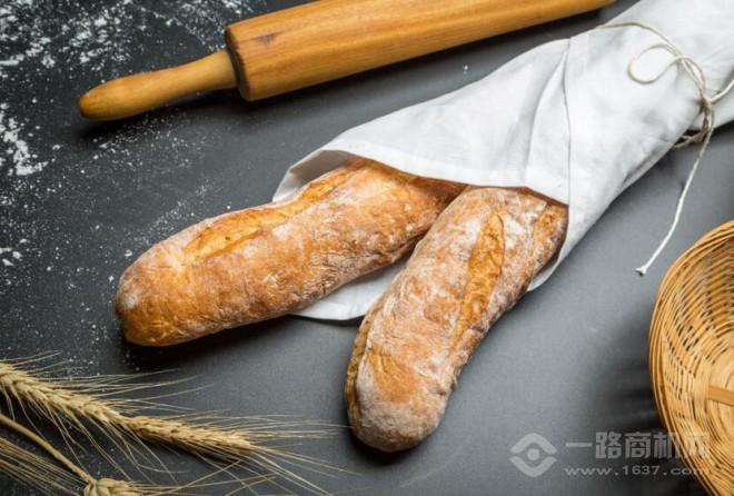 面包伯伯烘焙加盟