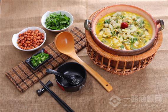 韩梅梅酸菜鱼米饭