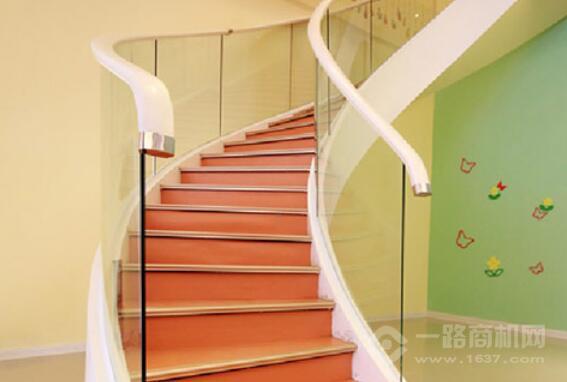 金莎丽纳米彩晶膜加盟