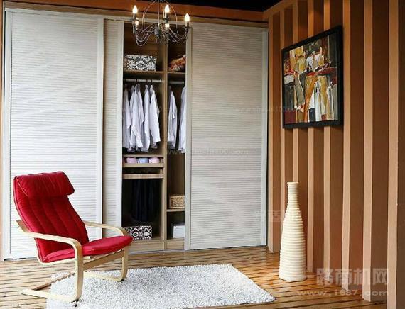 海菲亚整体衣柜