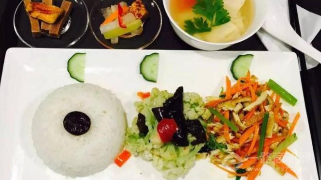 贱谷头营养简餐