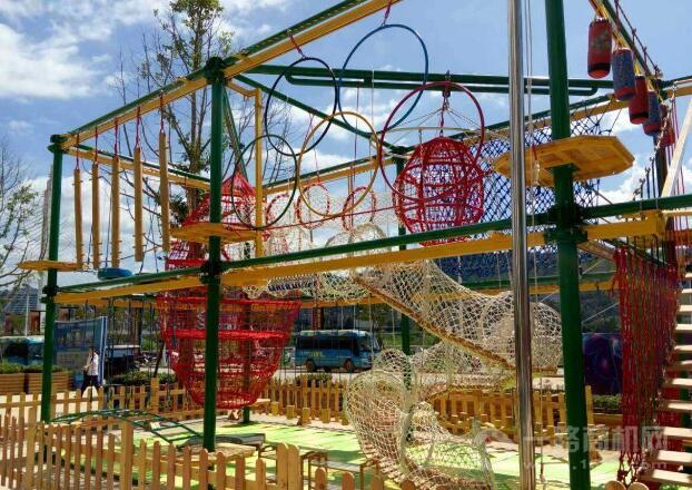 思高特城堡探险