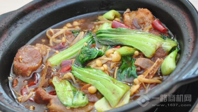 田玉麟黃燜雞米飯加盟