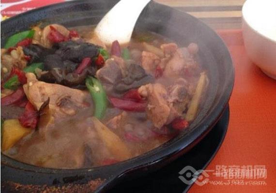 雅古布黄焖鸡米饭