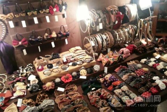 印象地带快时尚百货