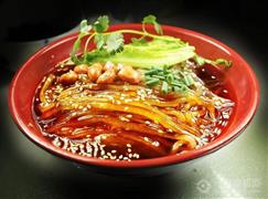 冒三元酸辣粉