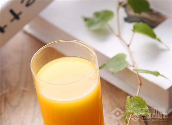 南传初鹿鲜奶茶饮