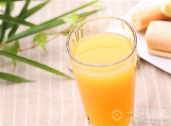 南传初鹿鲜奶茶饮