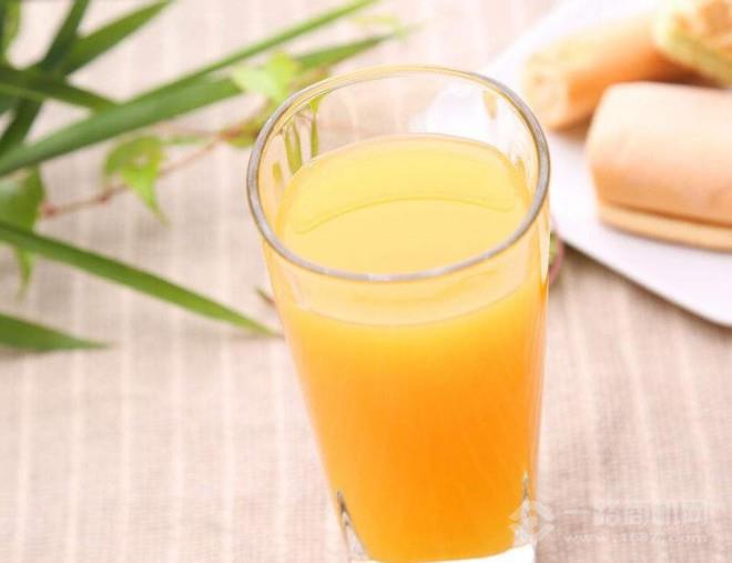 芒小柒柒饮品加盟