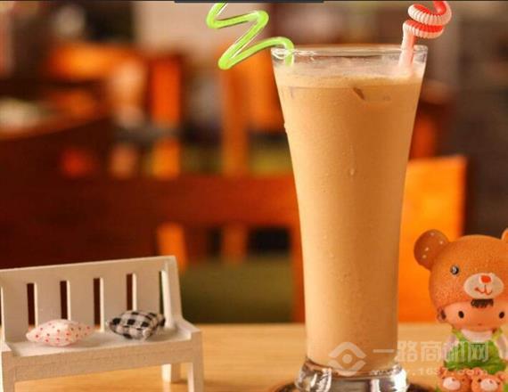 呵口奶茶
