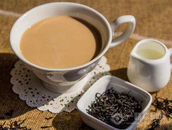 牛檬檬黑糖奶茶