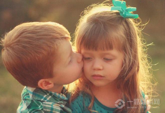 東斕寶貝兒童智能攝影加盟