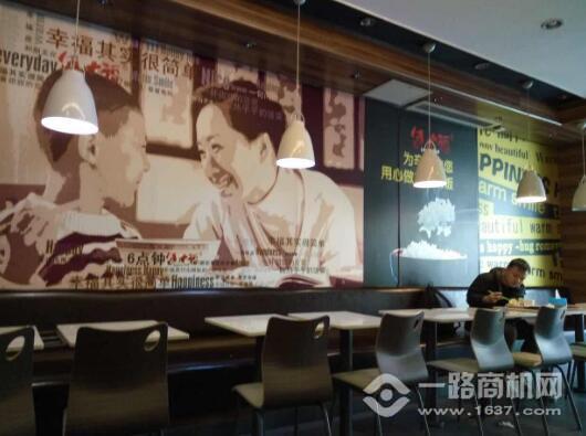 包大?？觳?/></p><p>公司目光遠(yuǎn)大、定位精準(zhǔn)，確立了良好的可持續(xù)企業(yè)發(fā)展戰(zhàn)略，鎖定國內(nèi)較大的餐飲消費(fèi)市場。迎合消費(fèi)者追求新異的心理，對產(chǎn)品進(jìn)行高標(biāo)準(zhǔn)的改良優(yōu)化。吸納東方美食精髓，使產(chǎn)品不斷升級，借鑒國內(nèi)外先進(jìn)的經(jīng)營模式，創(chuàng)新推出一系列高標(biāo)準(zhǔn)、高效益、別具特色的餐飲連鎖項(xiàng)目。</p><p style=