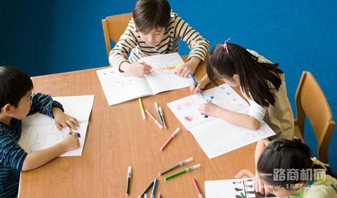 创领袖思维作文