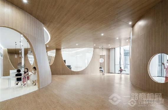 小花盛开艺术教育