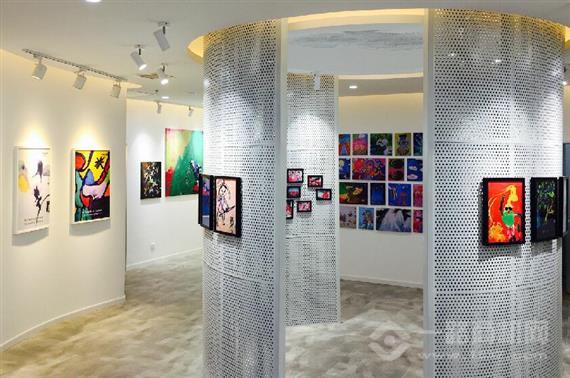 家燕妈妈艺术中心