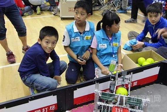 莘迪机器人教育