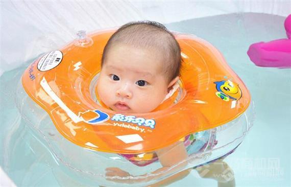 伊恺宝贝婴儿游泳馆