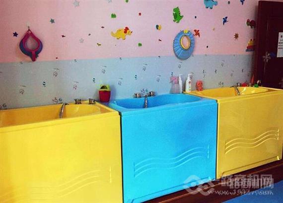 多克思婴幼儿游泳馆