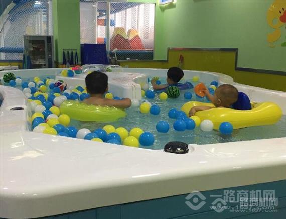 海娃娃婴儿游泳馆