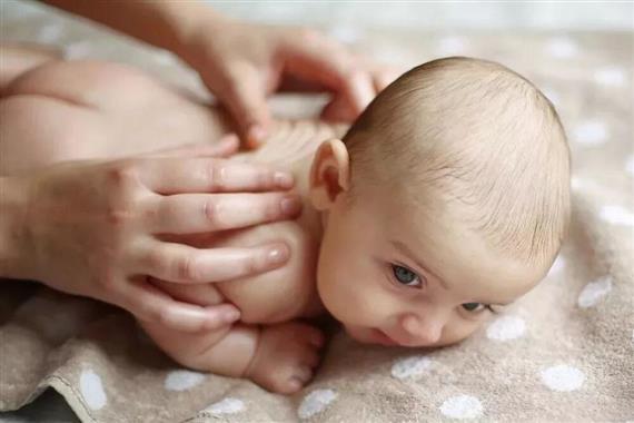 向日葵小儿推拿