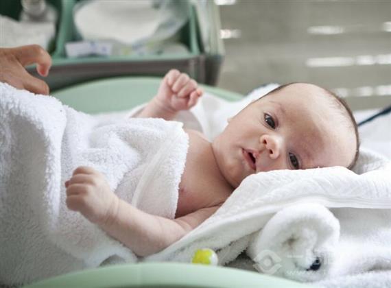 佰子元小儿推拿