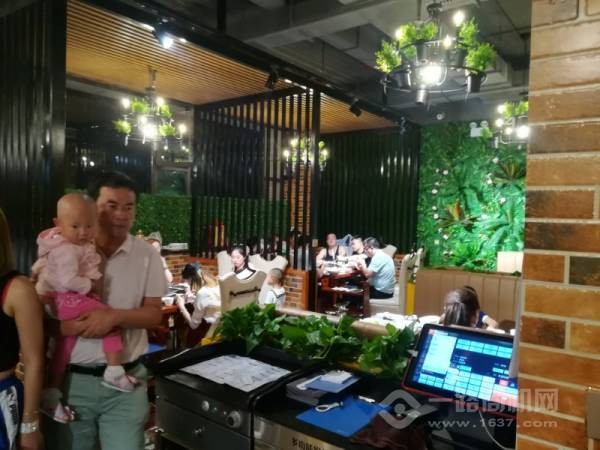 临江门洞子老火锅