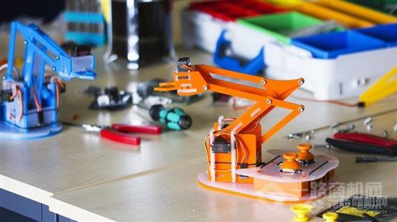 特力科机器人科教中心