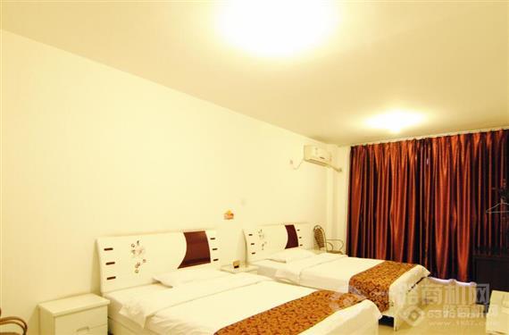 蓝色快舟连锁酒店