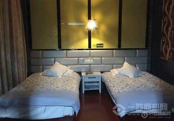 蓝色快舟连锁酒店