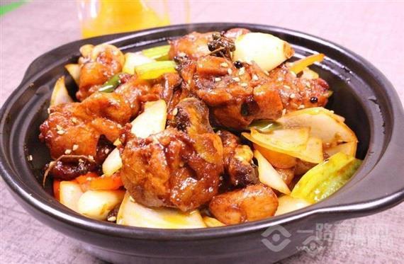 满聚福黄焖鸡米饭