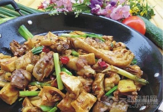 聚味美黄焖鸡米饭