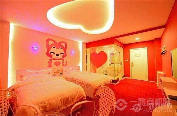 米町嘿轻主题酒店