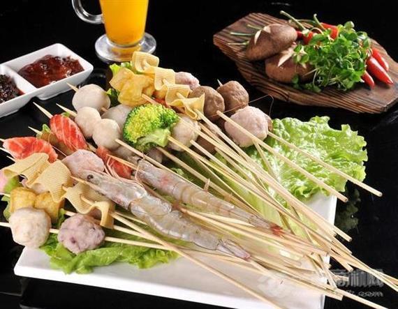 尊品味小郡肝串串香