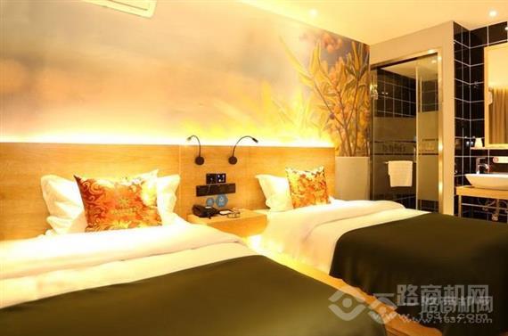 优优品客轻奢酒店