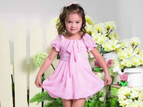 的的依派童裝加盟