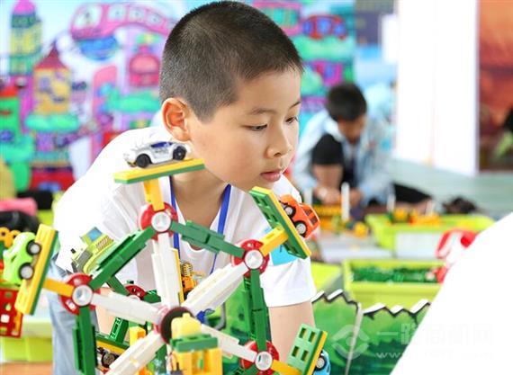 LASY AR有生命的积木