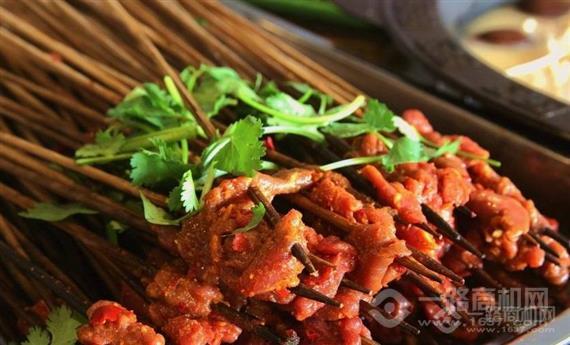 何家香串串香火锅