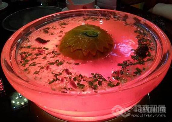 街坊小厨花式瓜鲜锅