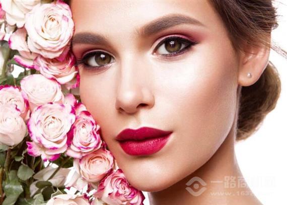 尚姿华佗化妆品