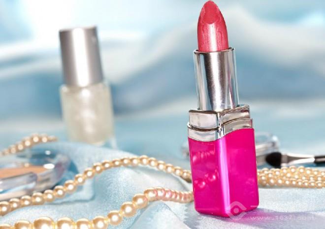 美丽经典化妆品加盟