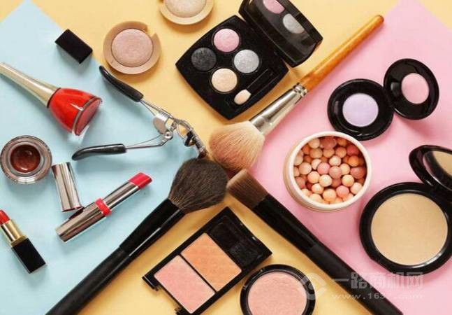 水沐天漾化妆品