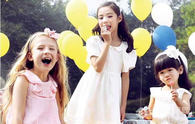 阿可小子童裝加盟