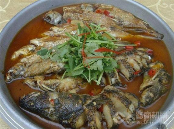 鱼乐飞炝香鱼锅