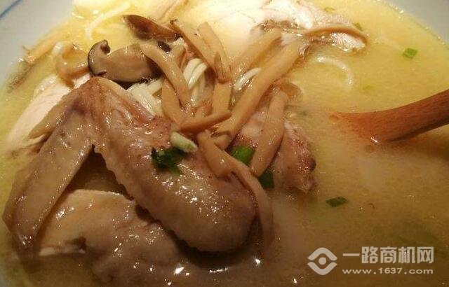 可可一碗老母鸡汤面