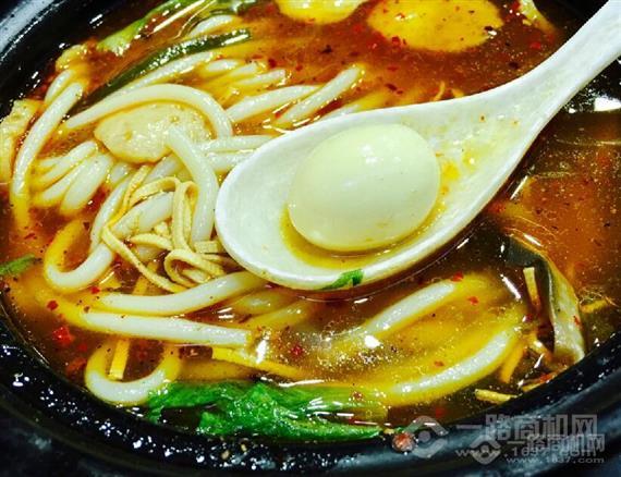 湘川风砂锅土豆粉米线