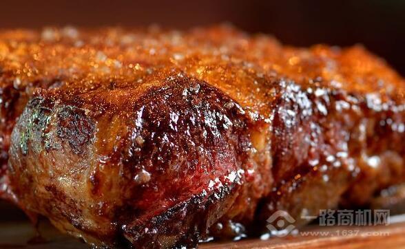 神火源石板烤肉