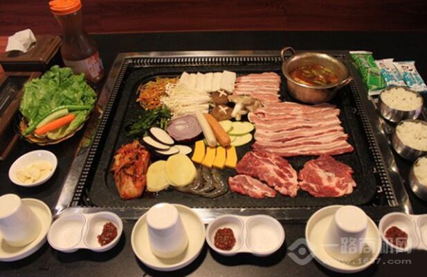 神火源石板烤肉