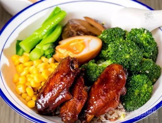 台美呷鸡翅烤饭