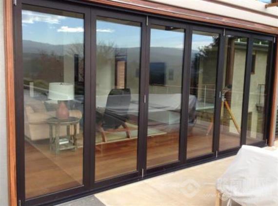 菲拉斯门窗